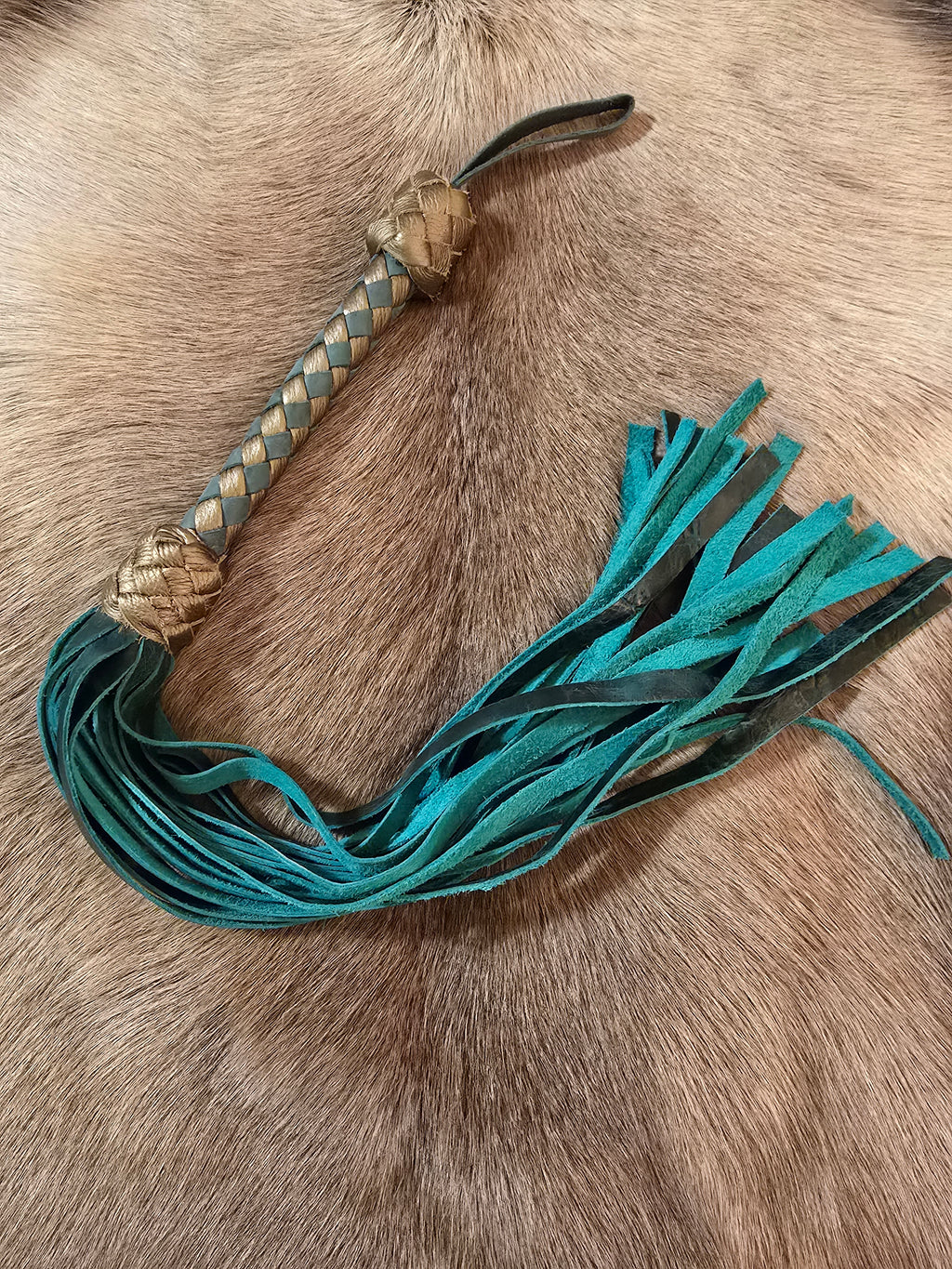 Gildedplay Flogger
